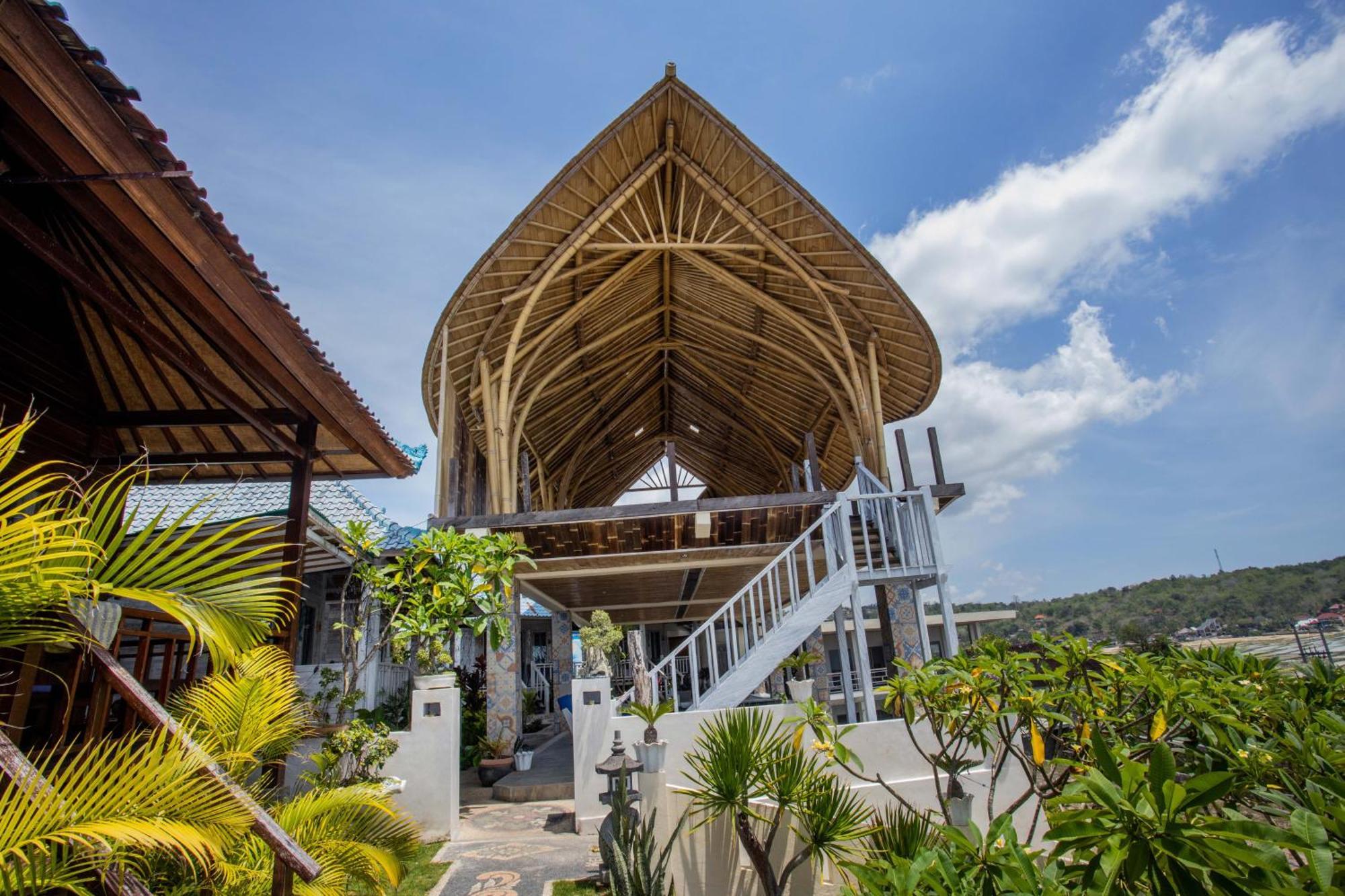 Nusa View - Oceanfront Rentals Nusa Lembongan  Exterior photo