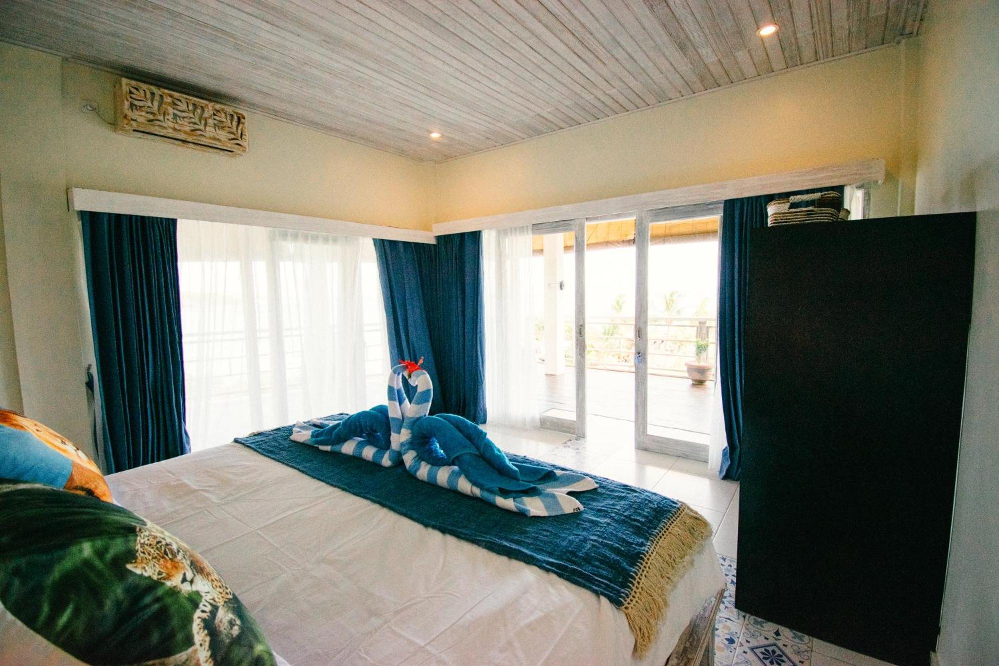 Nusa View - Oceanfront Rentals Nusa Lembongan  Exterior photo